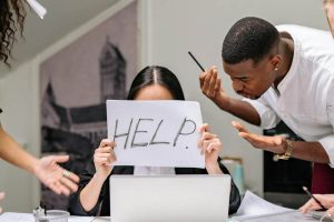 Read more about the article Overwhelm- its stopping you in your tracks!